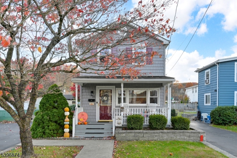 Bloomingdale Boro, NJ 07403,31 Hamilton St