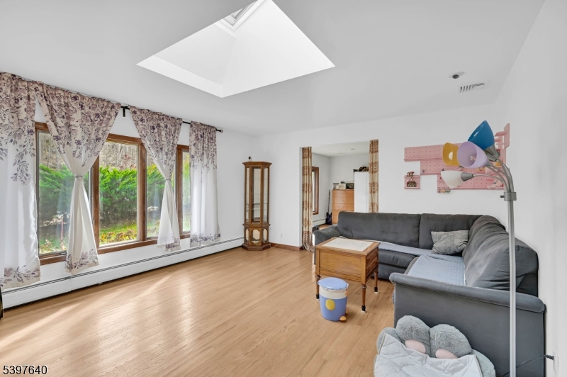 West Milford Twp., NJ 07421,699 E Shore Rd