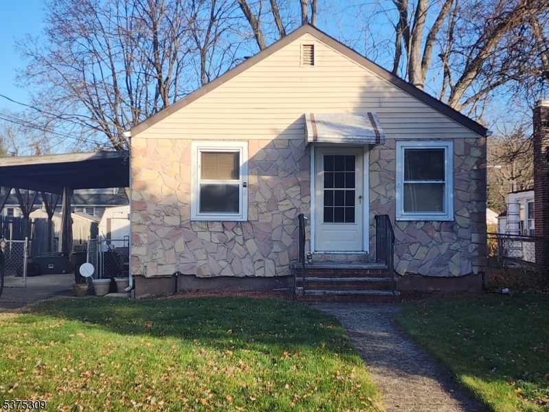 24 Roseland Ave, Wanaque Boro, NJ 07420