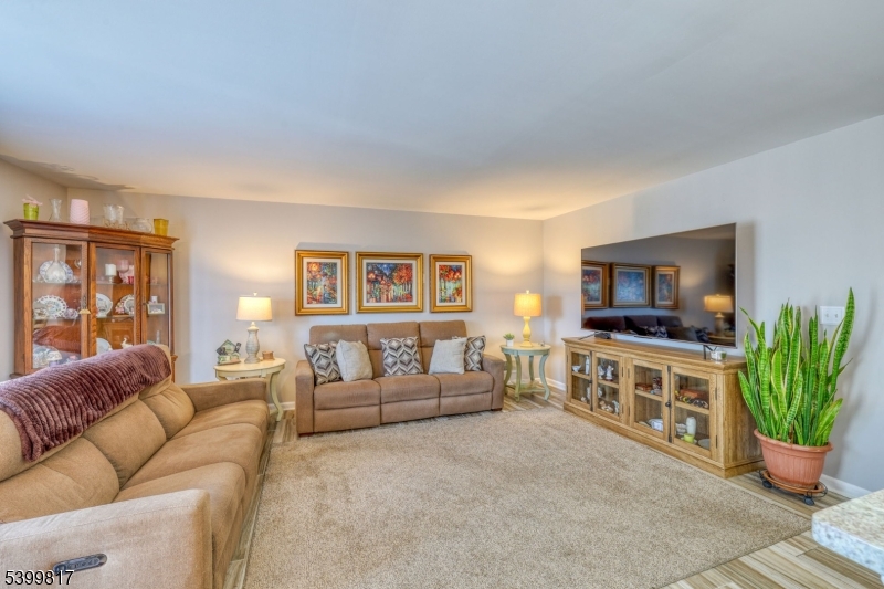 Hardyston Twp., NJ 07419,9 Crestmont Ct