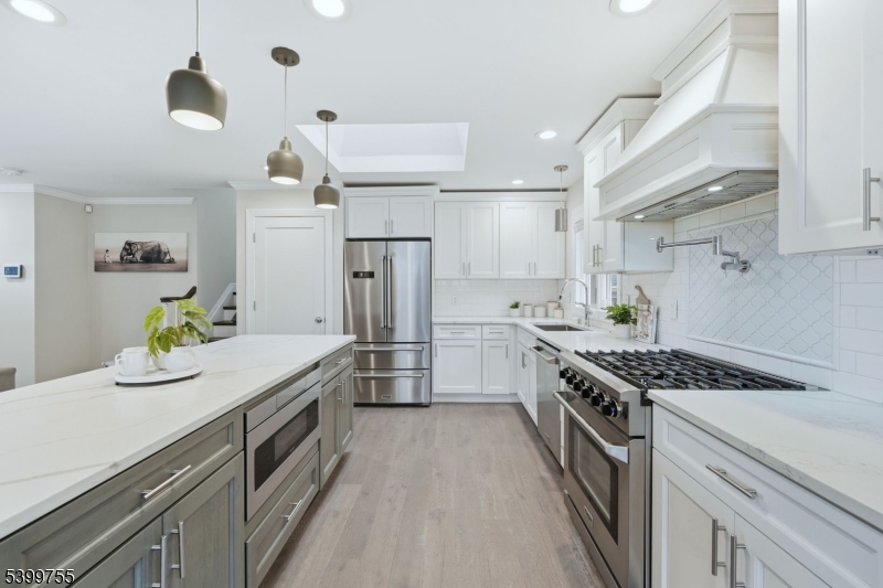 Totowa Boro, NJ 07512,226 Barnert Ave