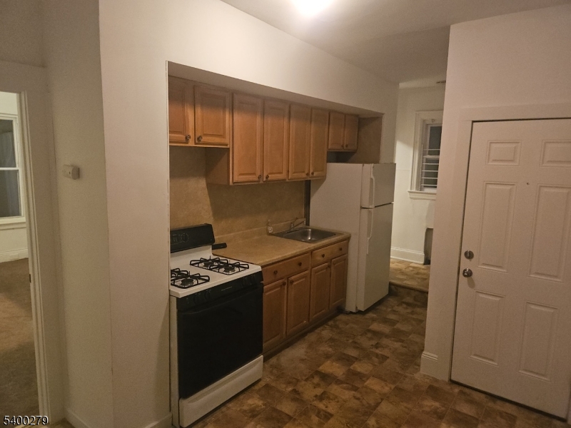 Garfield City, NJ 07026,69 Passaic St