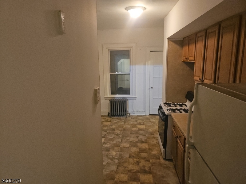 Garfield City, NJ 07026,69 Passaic St