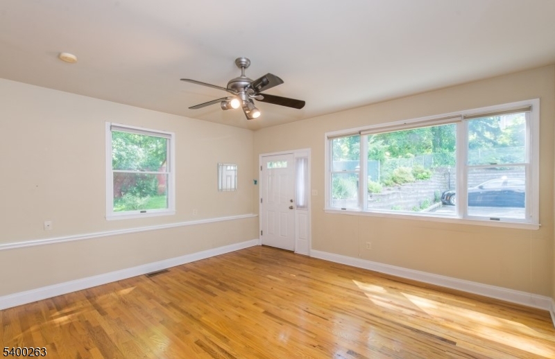 Morristown Town, NJ 07960,46 Phoenix Ave #B