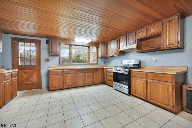 North Haledon Boro, NJ 07508,156 Graham Ave