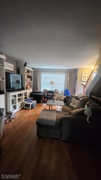 Sayreville Boro, NJ 08872,58 Delikat Ln