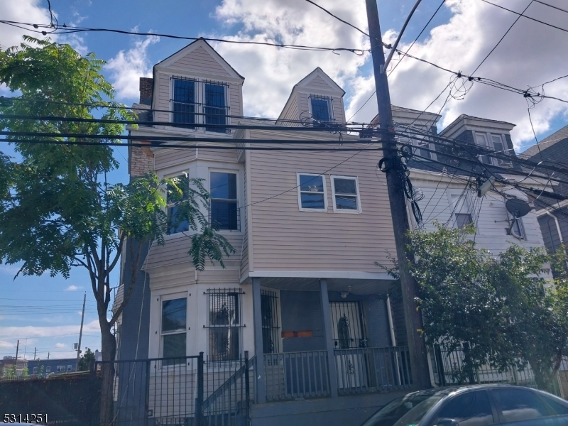 71 N 5Th St, Newark City, NJ 07107