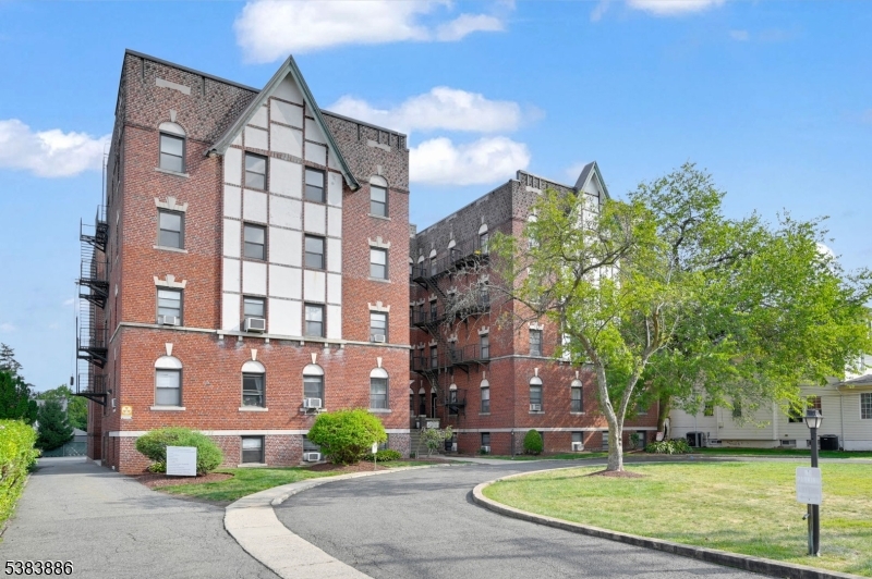 455 Passaic Ave #2A,  Passaic City,  NJ 07055