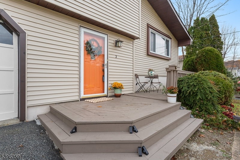 Vernon Twp., NJ 07422,3 Hummingbird Trl