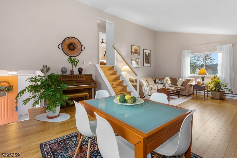 Vernon Twp., NJ 07422,3 Hummingbird Trl