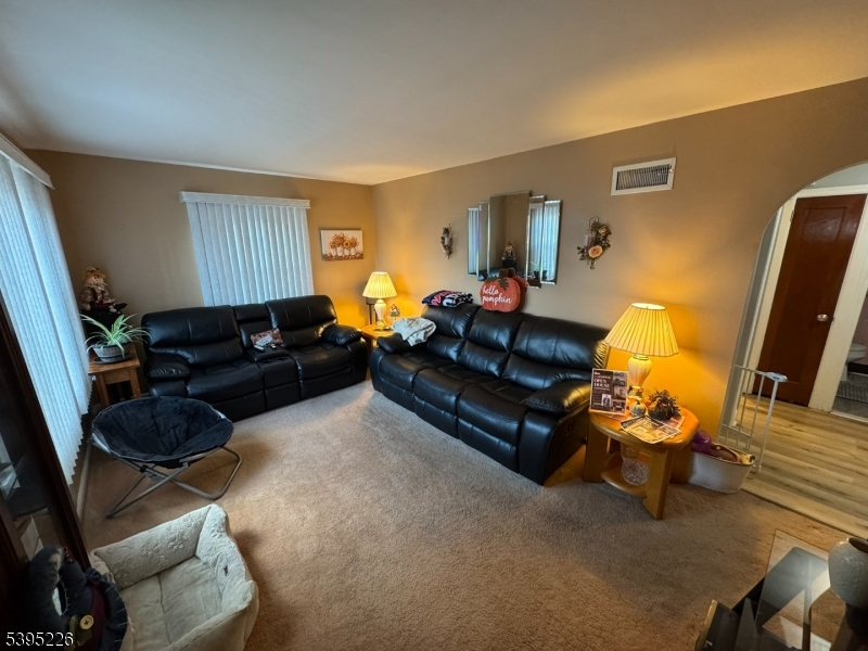 Totowa Boro, NJ 07512,95 Elizabeth Pl