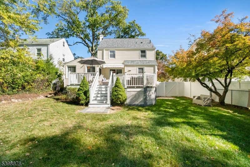 Livingston Twp., NJ 07039,24 E Harrison Pl
