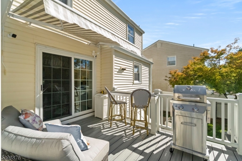 Livingston Twp., NJ 07039,24 E Harrison Pl