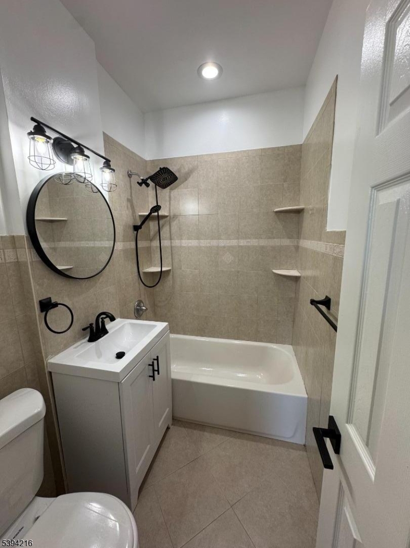 Newark City, NJ 07102,59A James St #A