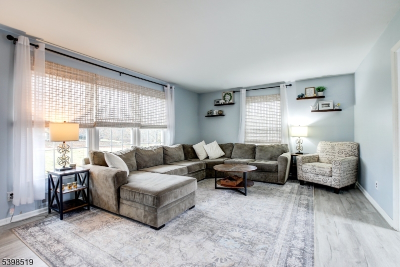 Hillsborough Twp., NJ 08844,730 Township Line Rd