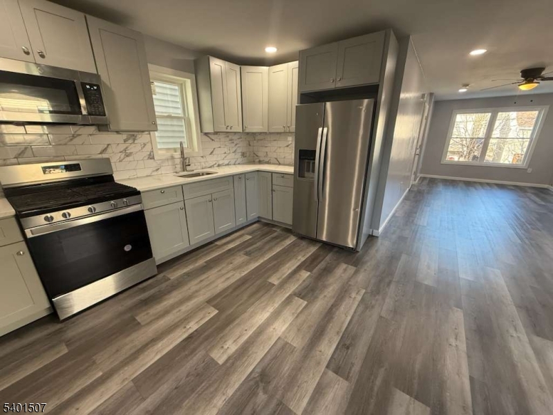 Paterson City, NJ 07522,194 N 1st