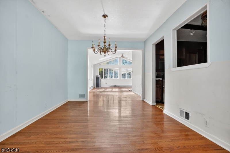 Cedar Grove Twp., NJ 07009,127 Harper Ter