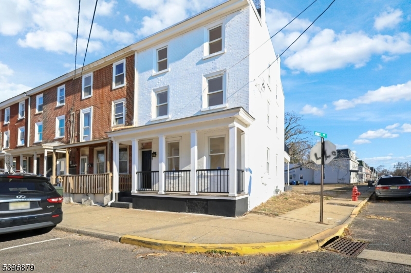 Burlington City, NJ 08016,525 York St