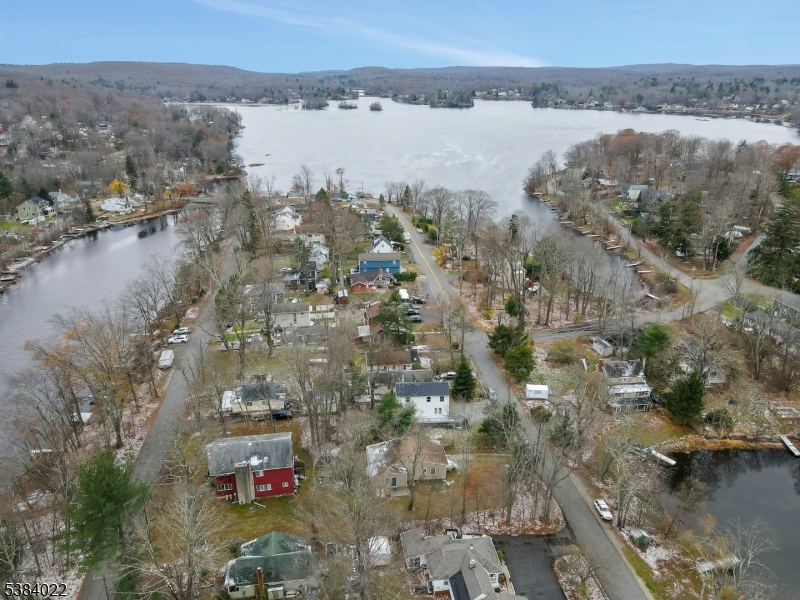 West Milford Twp., NJ 07421,54 Race Track Dr