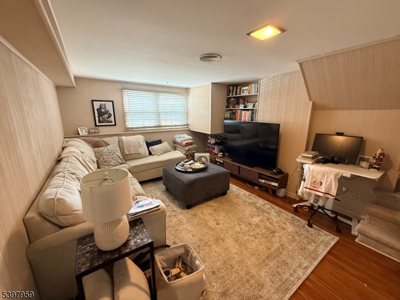 Bridgewater Twp., NJ 08807,3 Arthur Rd