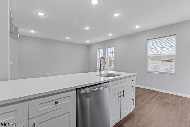 Bloomfield Twp., NJ 07003,224 Broad St