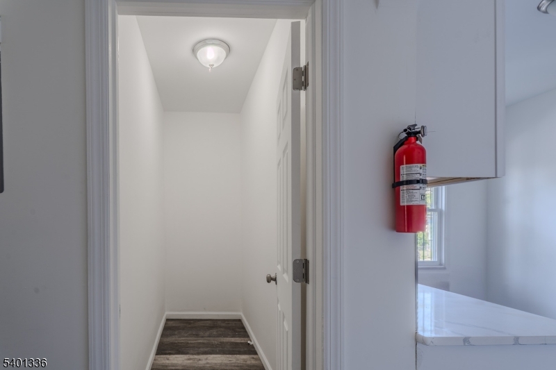 Newark City, NJ 07106,86 Abinger Pl