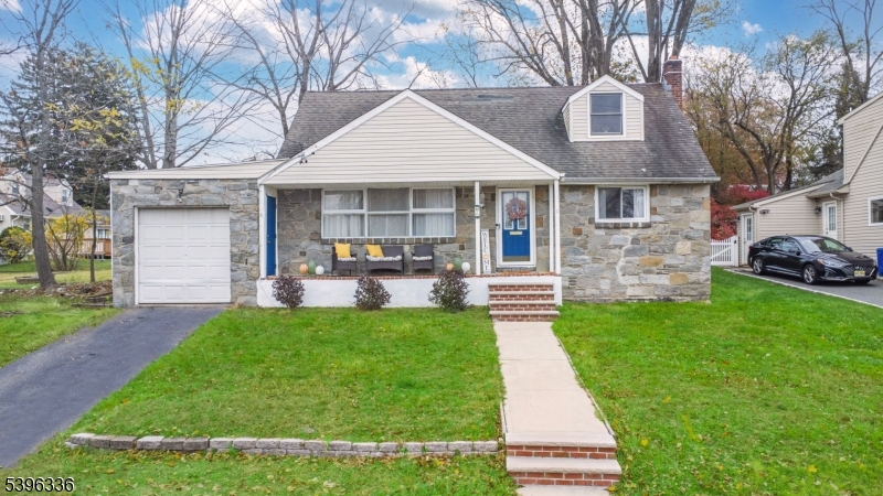 West Caldwell Twp., NJ 07006,6 Sunnie Ter