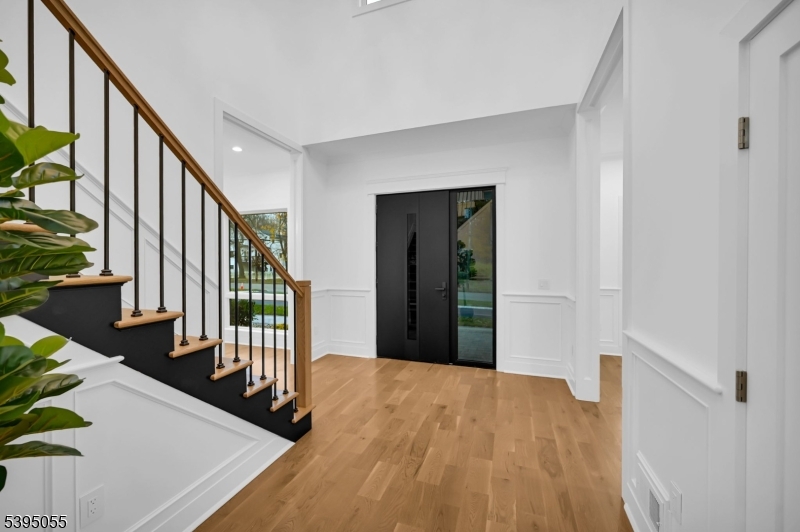 Livingston Twp., NJ 07039,22 Brookside Pl