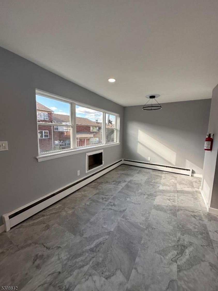 Irvington Twp., NJ 07111,916 Stuyvesant Ave #W-1