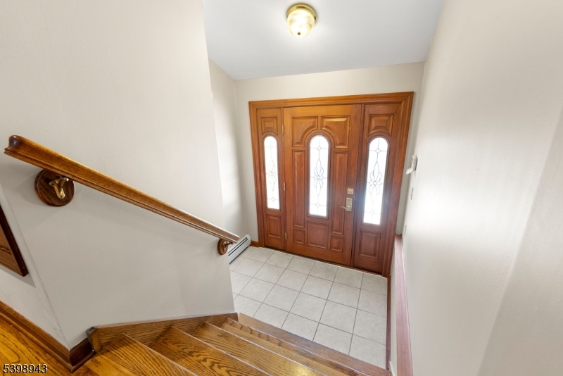 Nutley Twp., NJ 07110,24 Faber Place