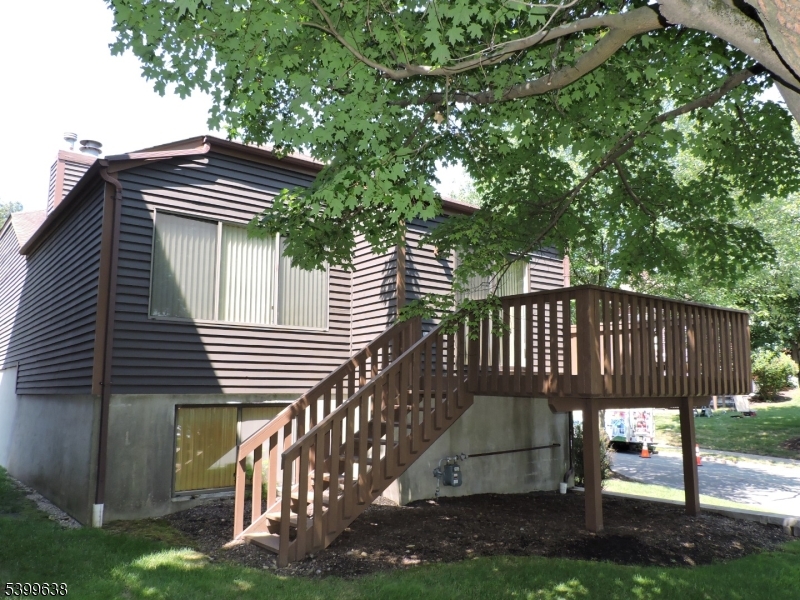 Rockaway Twp., NJ 07866,82 Fallen Timbers Trl