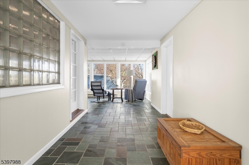 Clinton Twp., NJ 08809,10 Belvidere Ave