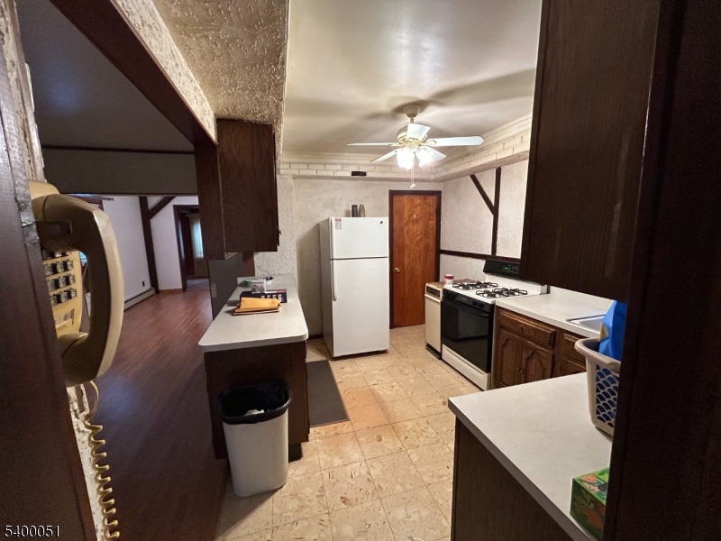 Nutley Twp., NJ 07110,246 Walnut St