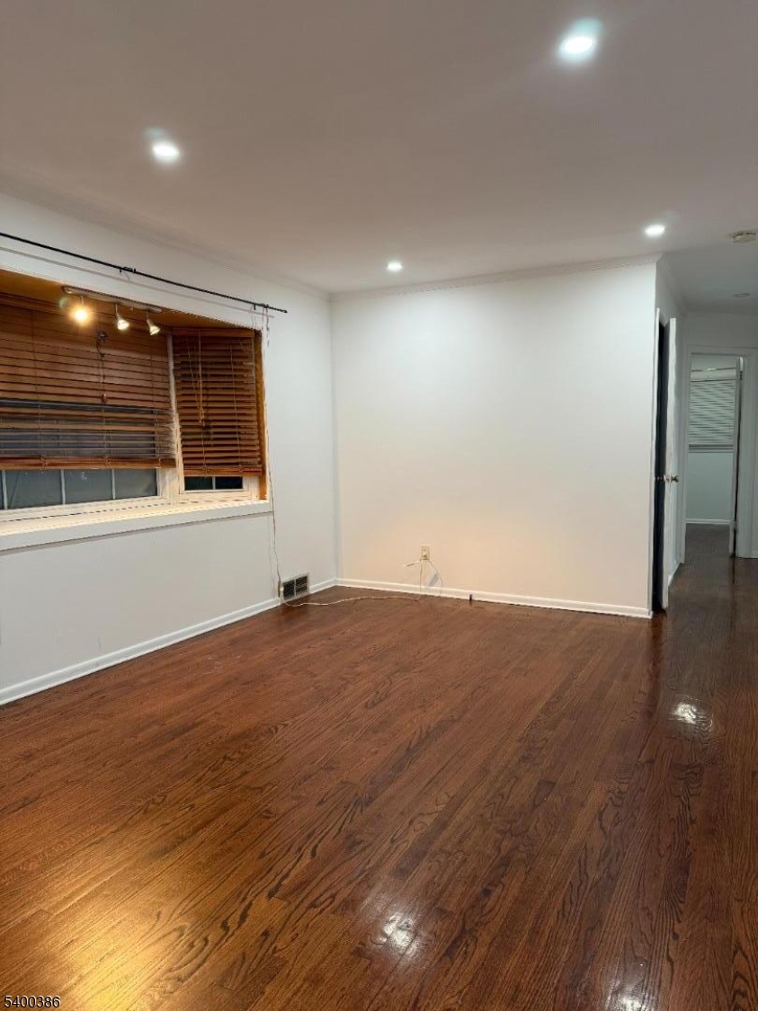 South Plainfield Boro, NJ 07080,101 Morril Dr