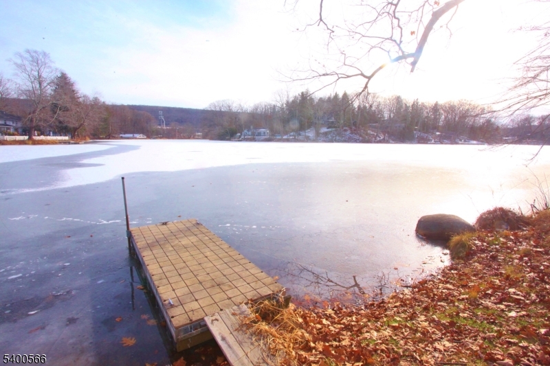 23 Choctaw, Jefferson Twp., NJ 07438