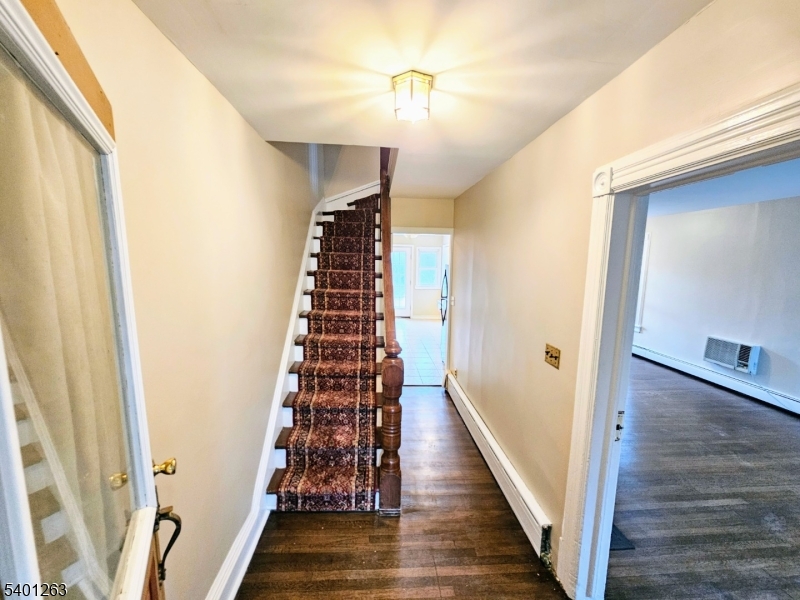 Summit City, NJ 07901,232 Morris Ave