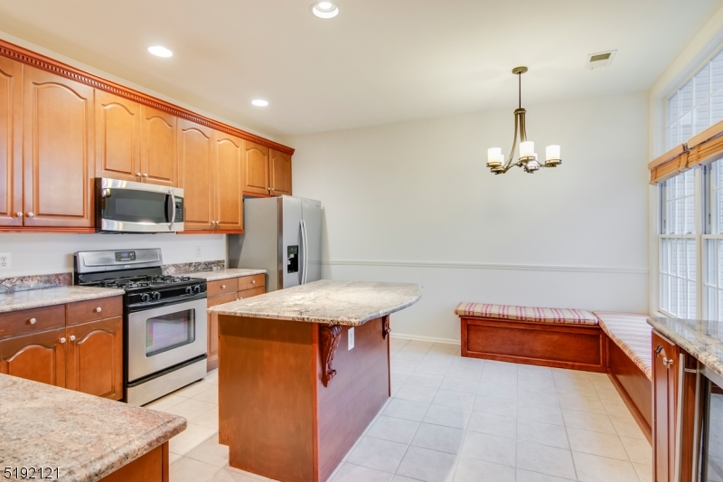 Livingston Twp., NJ 07039,621 Binghampton Ln