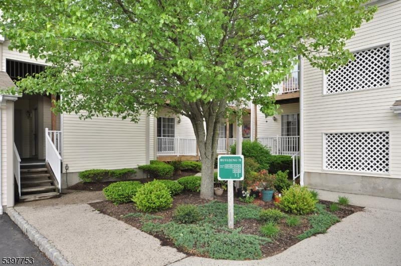 Bernards Twp., NJ 07920,138 Potomac Dr Condo #138