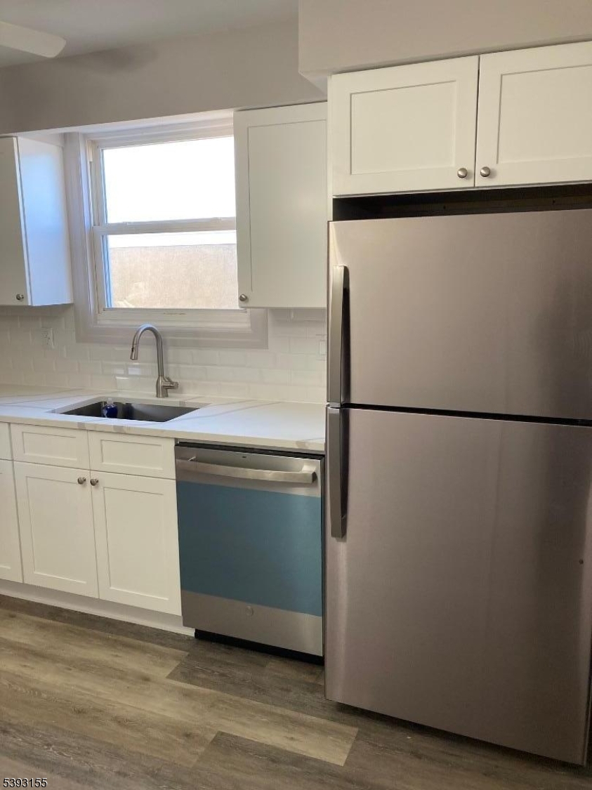 East Rutherford Boro, NJ 07073,9 Enoch St