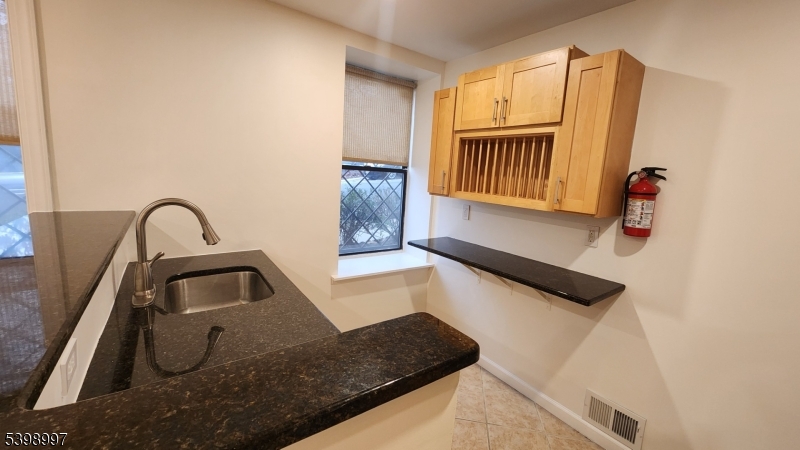 Englewood City, NJ 07631,109 Grand Ave