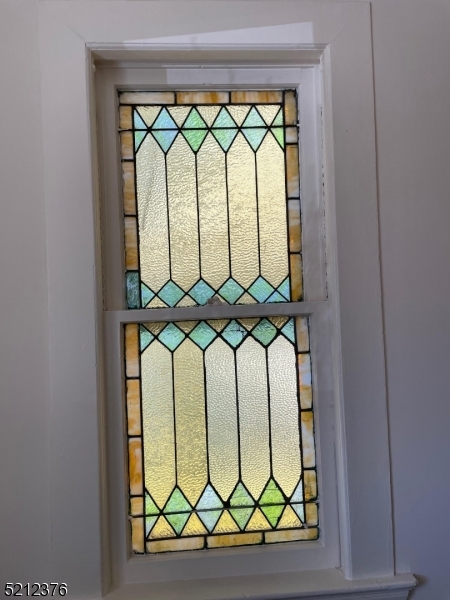 Ridgewood Village, NJ 07450,273 Edwards St