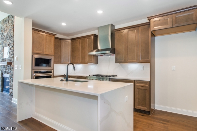 Far Hills Boro, NJ 07931,20 Whitaker Lane