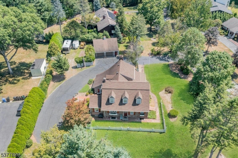 Paramus Boro, NJ 07652,174 Paramus Rd