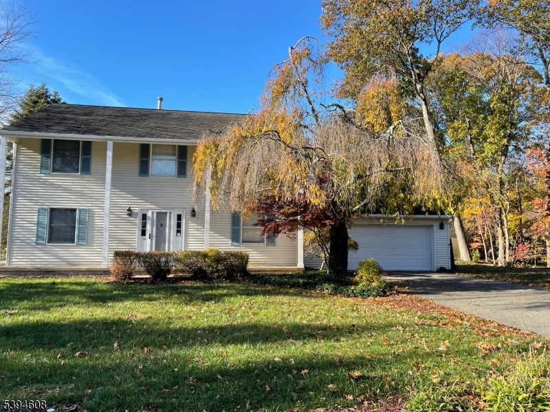 24 Alpine Ln, West Milford Twp., NJ 07480