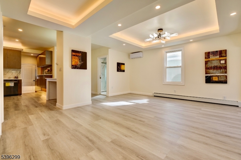 Little Falls Twp., NJ 07424,58 Zeliff Ave