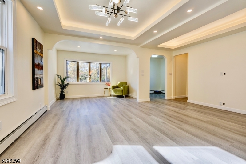 Little Falls Twp., NJ 07424,58 Zeliff Ave