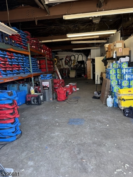 Phillipsburg Town, NJ 08865,812 S Main St