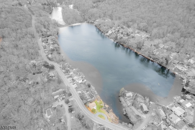 West Milford Twp., NJ 07480,213 Otterhole Rd