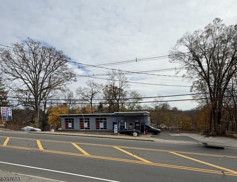 Hopatcong Boro, NJ 07843,53 Lakeside Blvd
