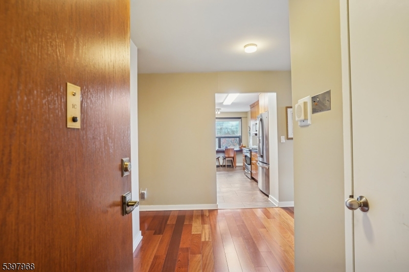 Verona Twp., NJ 07044,2 Claridge Dr Apt 1CW #1CW